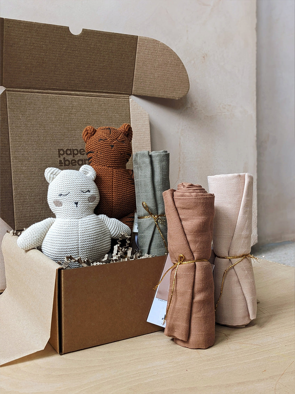 Soft Toy baby gift box, age 0-12 months